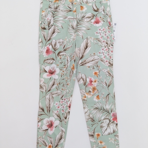 Zara Basic Floral Pants, Size M, NWT - Picture 10 of 11